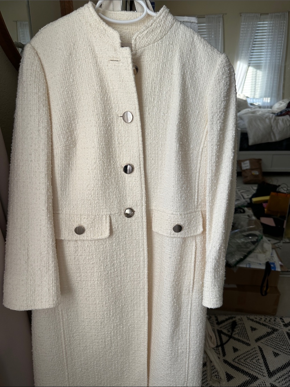 Brand new w/ tags Anne Klein Cream Textured Long Trench Coat with Button Front - Picture 5 of 6
